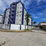 Lindo Apartamento Em Ubatuba Na Praia Do Itagua, Sauna, Piscina, Wi-Fi, Ar Condicionado, 2 Vagas De Estacionamento E Bela Vista Da Sacada